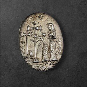 800 Silver Minoan Seal Brooch Religious Crete Double Axe Female Divinities E51
